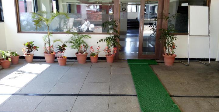 Hotel Parth Executive Latur Екстер'єр фото